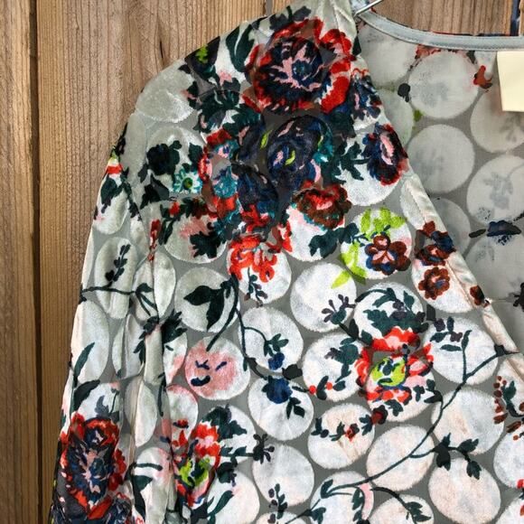 Anthropologie Maeve Top Umi Wrap Blouse Floral Small Velvet Burnout Embossed - Picture 3 of 11